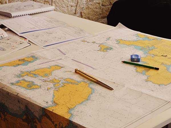 RYA Yachtmaster Offshore Theory Course by Seascope France. Working with maps in the classroom.